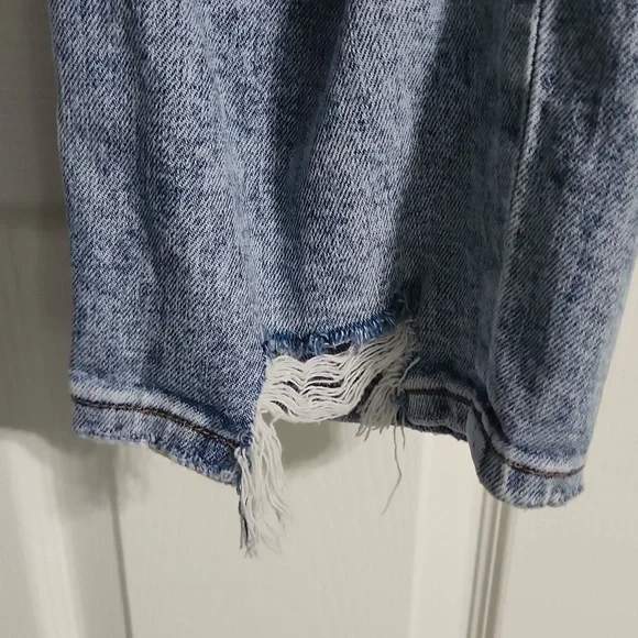 Lovervet By: Vevet "Love At First Sight" Midrise Cropped Jeans Sz.29/9 - Picture 6 of 11